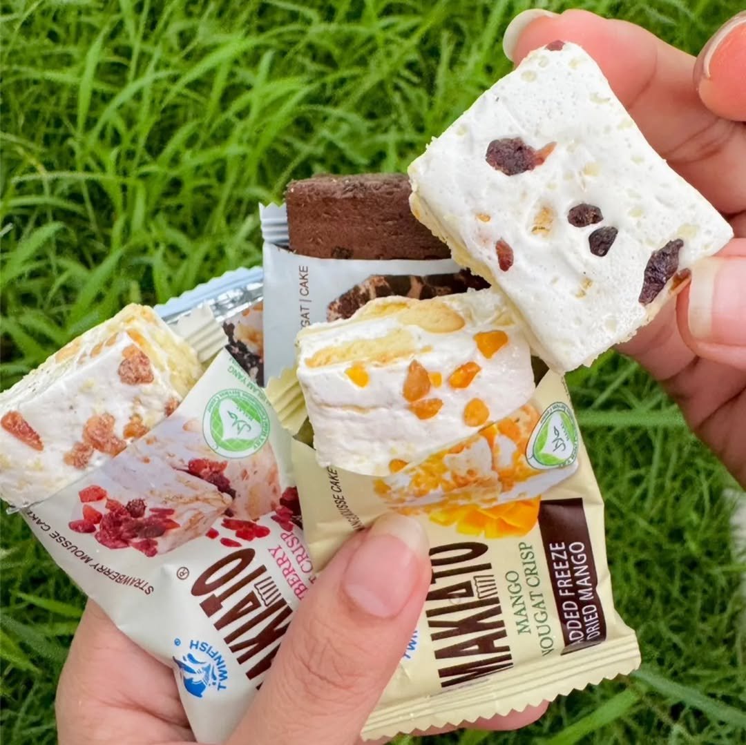 Twinfish Makiato Strawberry Nougat Crisp (150g)